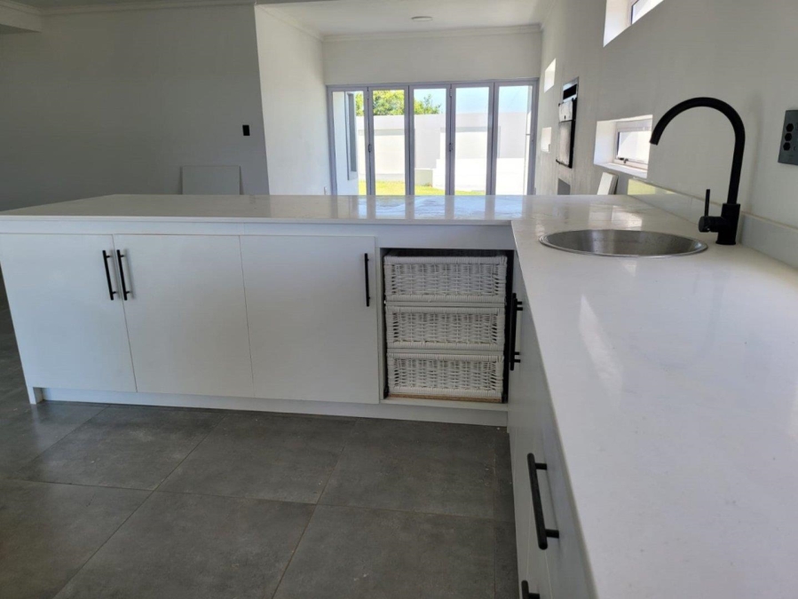 3 Bedroom Property for Sale in Aston Bay Eastern Cape